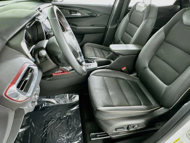Used 2021 White Chevrolet RS image 9