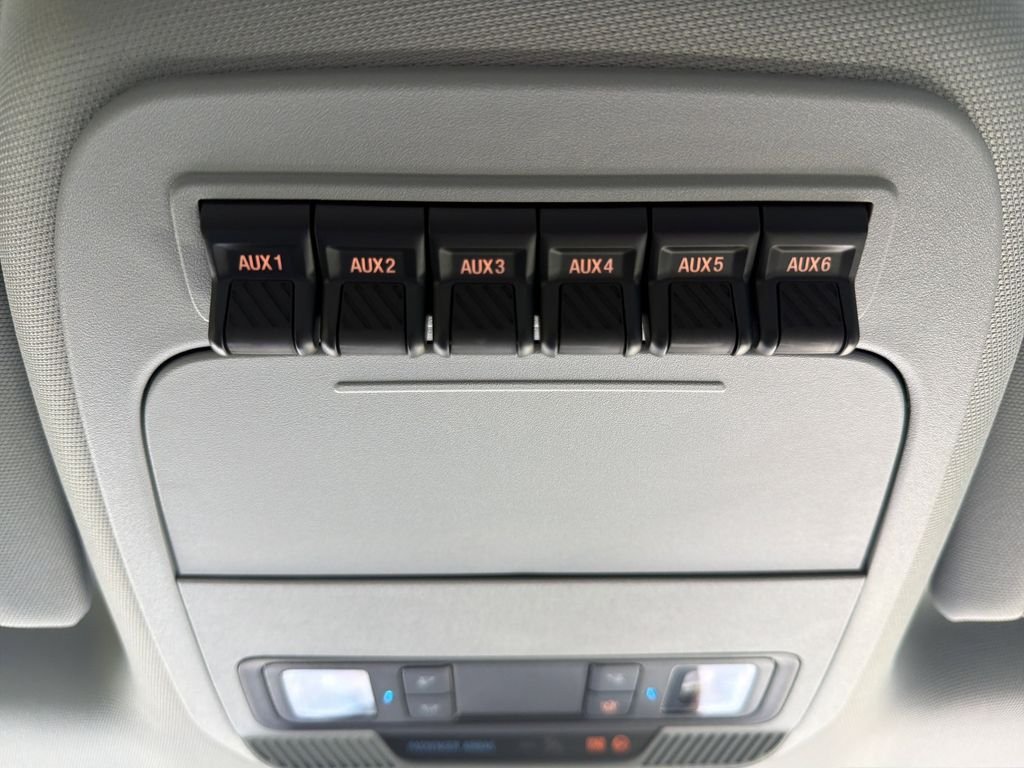 2025 Ford F-250 Super Duty XL - Photo 32