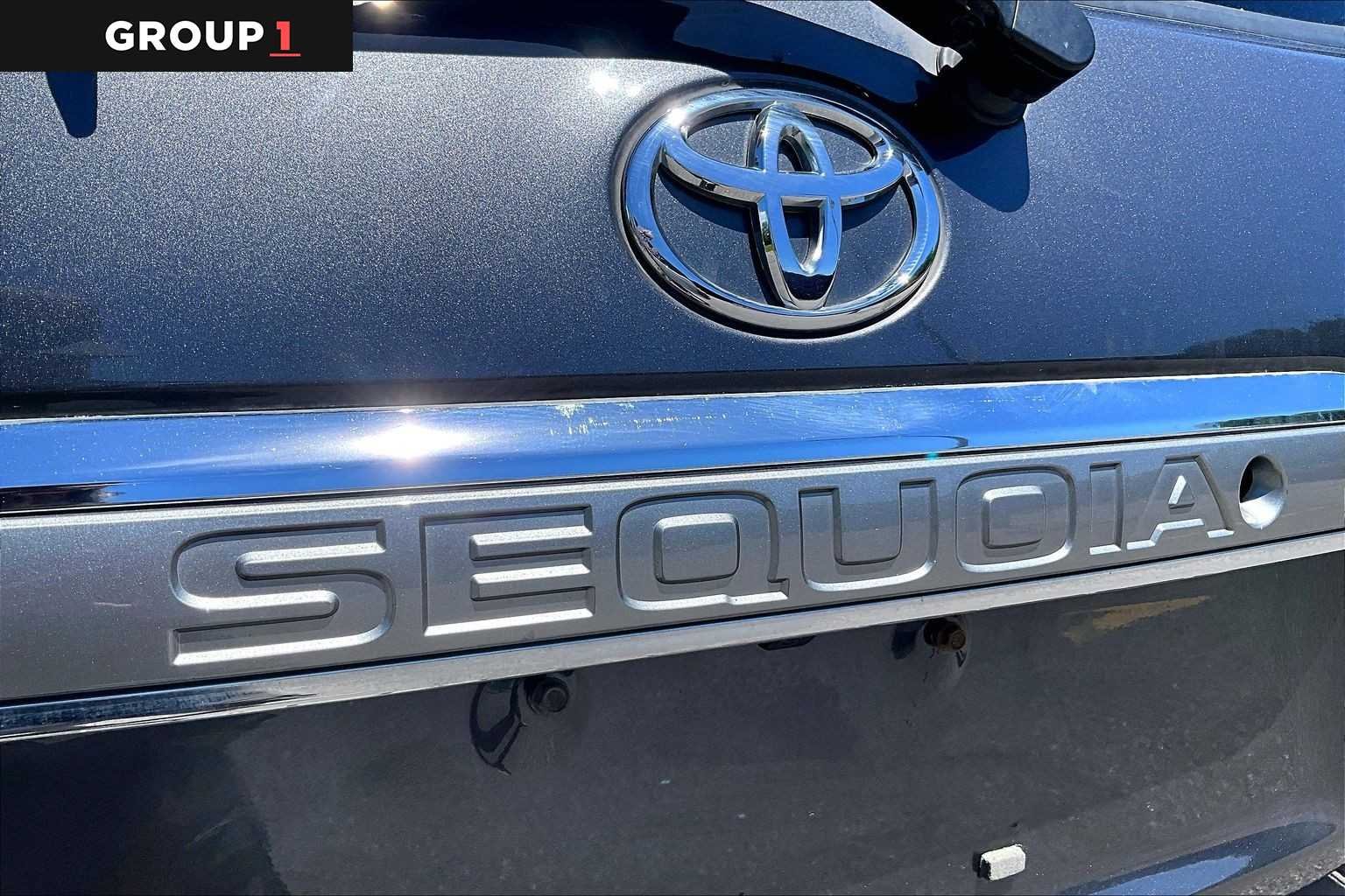 Certified Used 2019 Magnetic Gray Metallic Toyota Platinum image 33