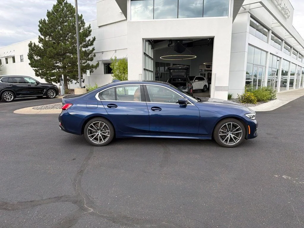 Used 2019 Mediterranean Blue Metallic BMW 330i xDrive image 6