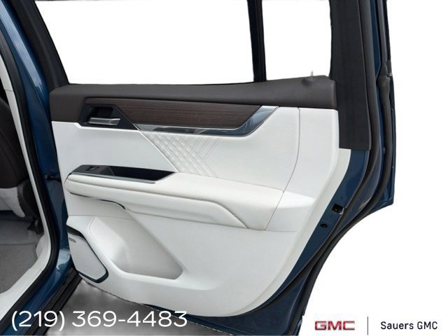 2024 GMC Acadia Denali - Photo 30