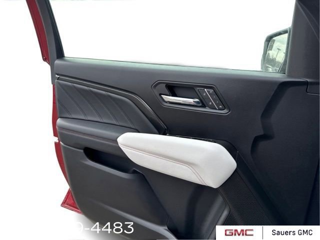 2026 GMC Canyon AT4X - Photo 9