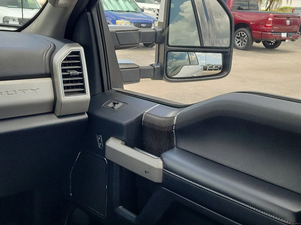 Used 2021 White Ford Lariat image 13