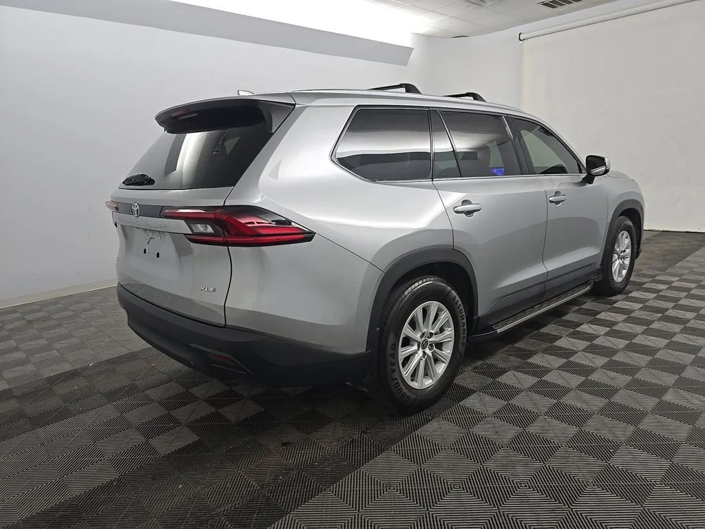 Used 2025 Silver Toyota XLE image 2