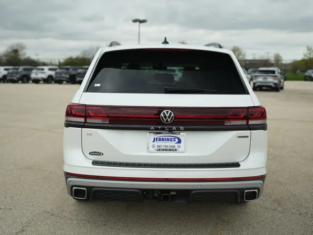New 2026 Opal White Pearl Volkswagen 2.0T Peak Edition image 6