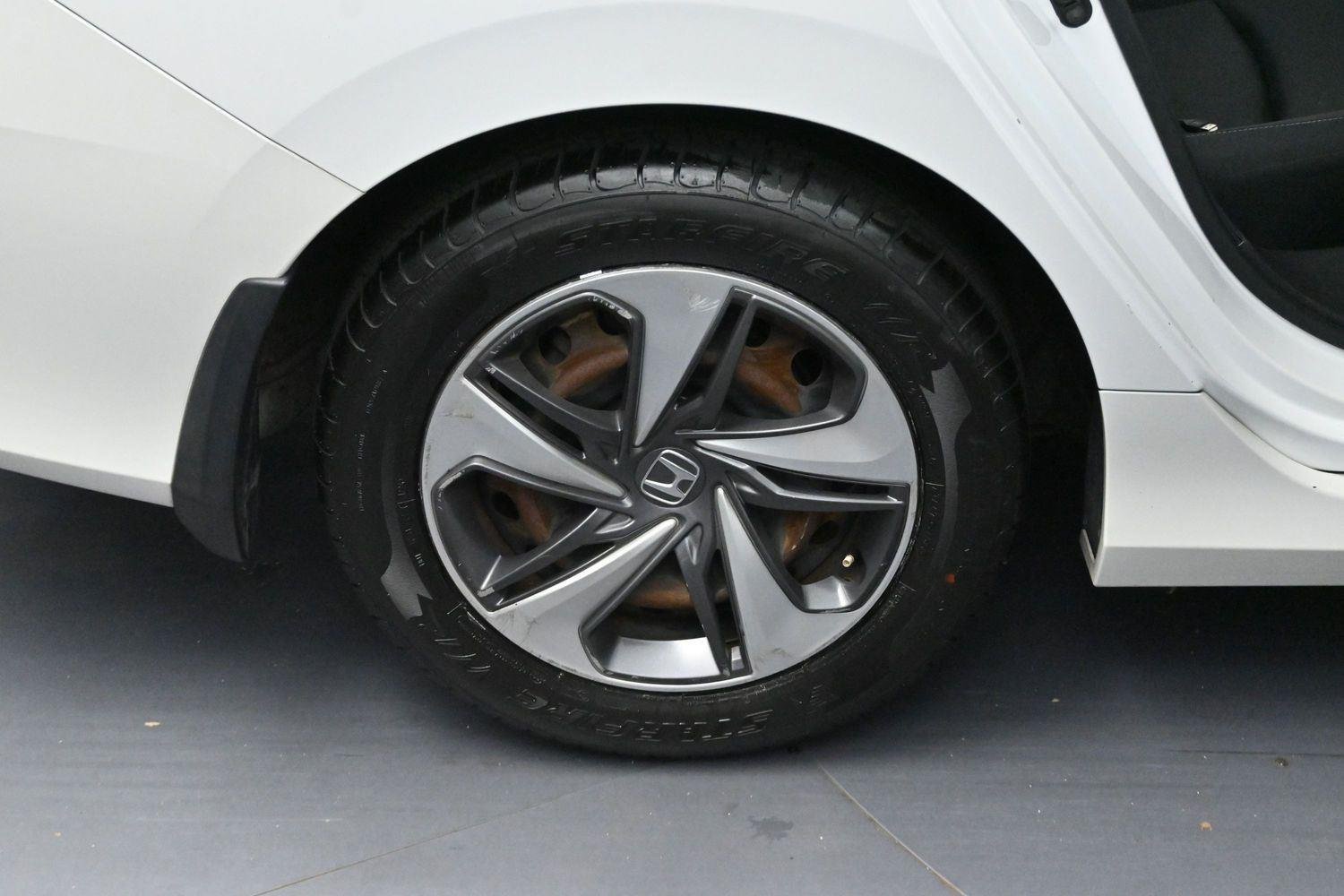 Used 2020 Platinum White Pearl Honda LX image 31