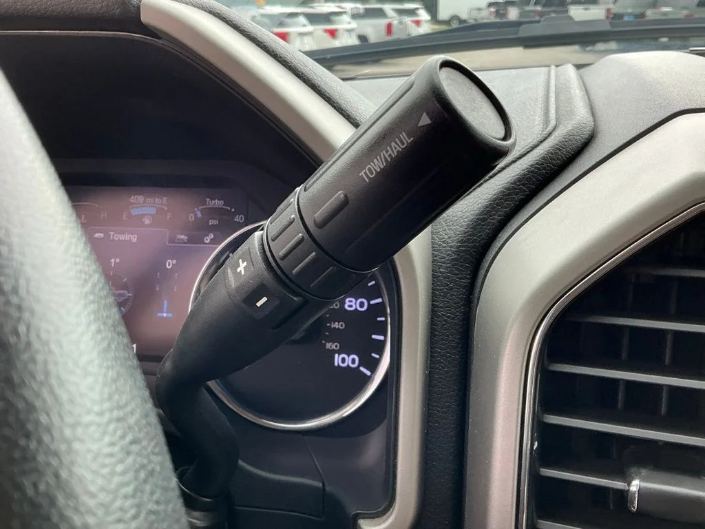 Used 2019 White Ford Lariat image 46