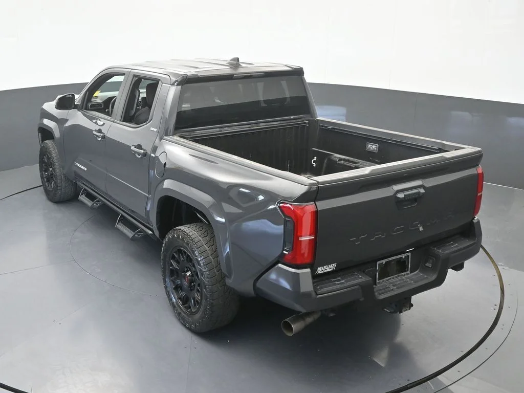 Used 2025 Underground Toyota SR5 image 55