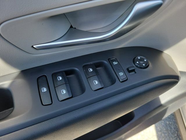 2024 Hyundai Tucson SE - Photo 15