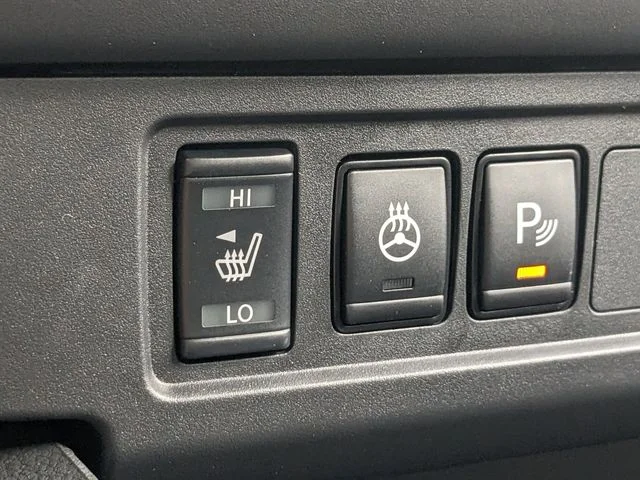 2025 Nissan Frontier SV - Photo 22