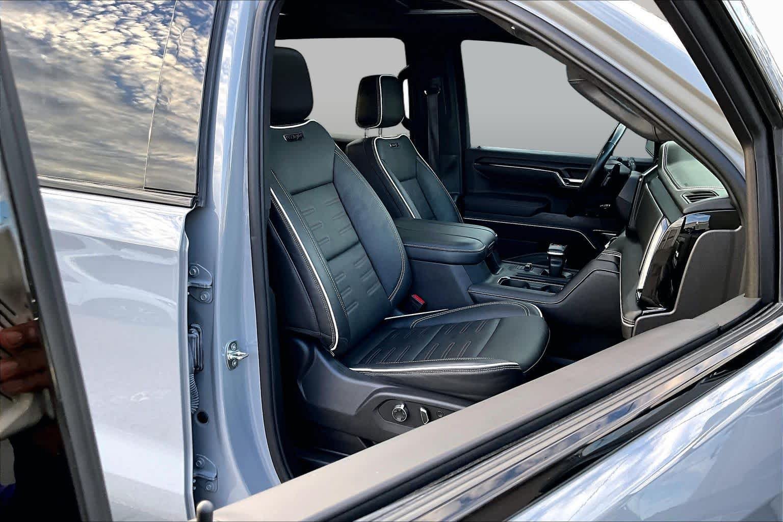 Used 2024 Gray GMC AT4X image 10