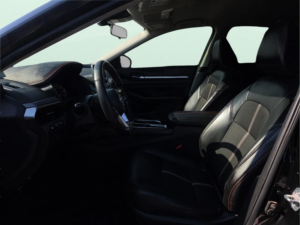 Used 2023 Black Nissan 2.5 SR image 16