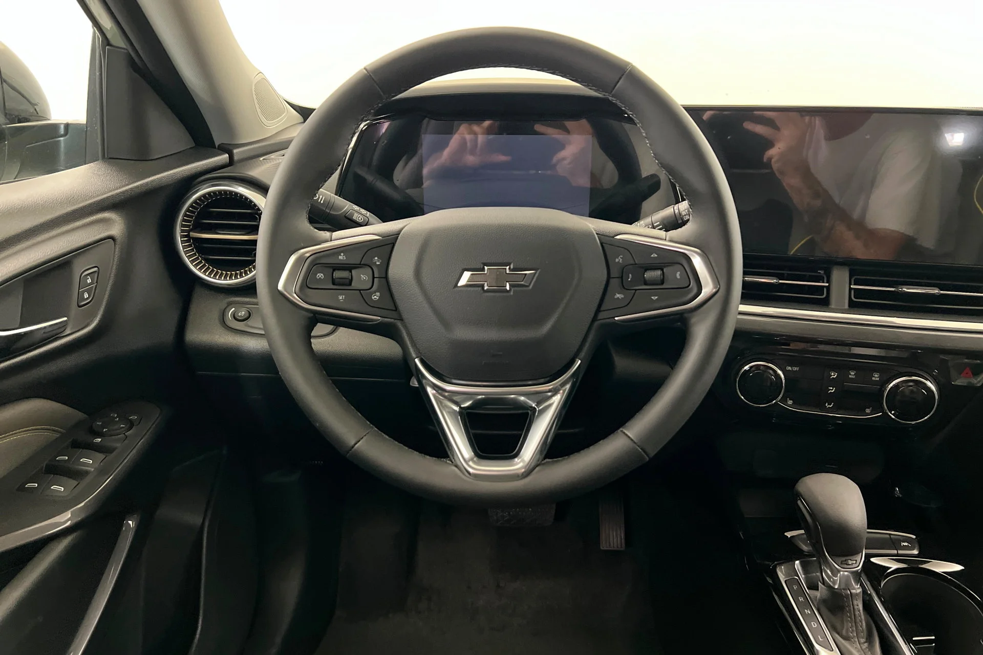 2026 Chevrolet Trax Activ - Photo 12