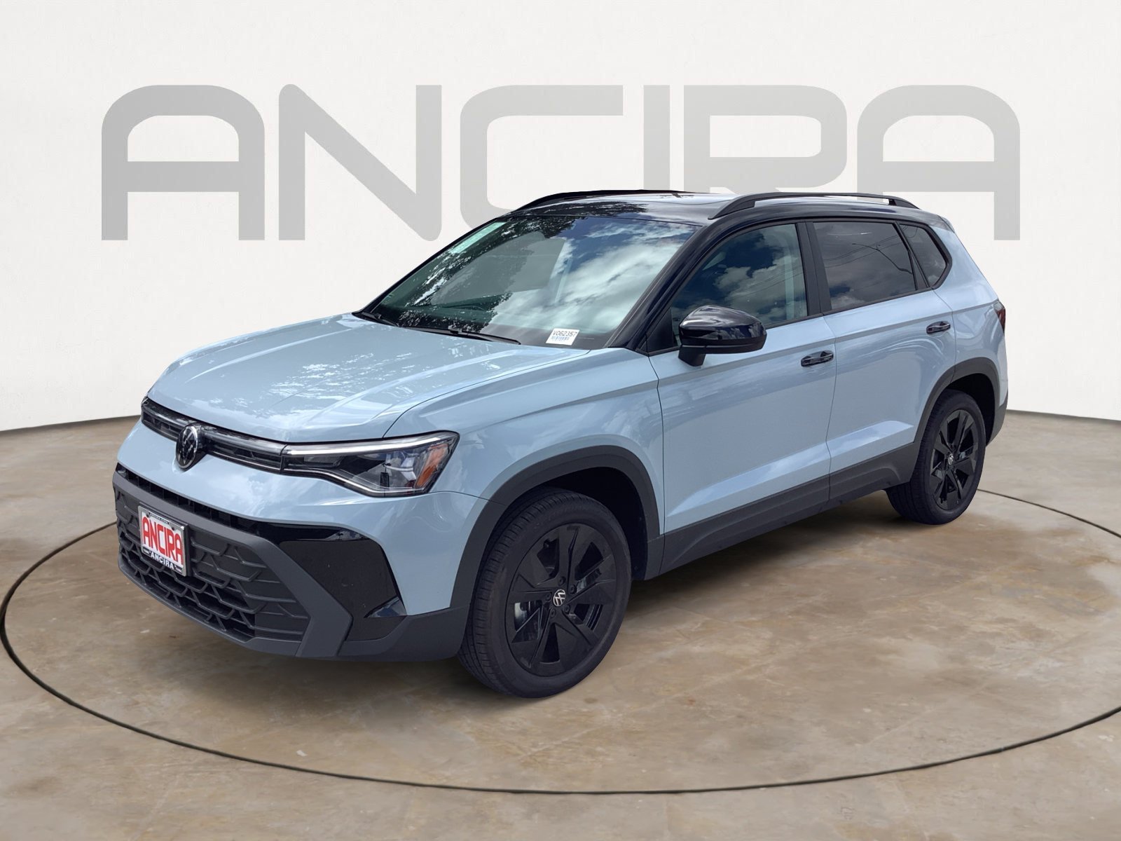 New 2026 Monument Gray w/Deep Black Roof Volkswagen SE Black image 4