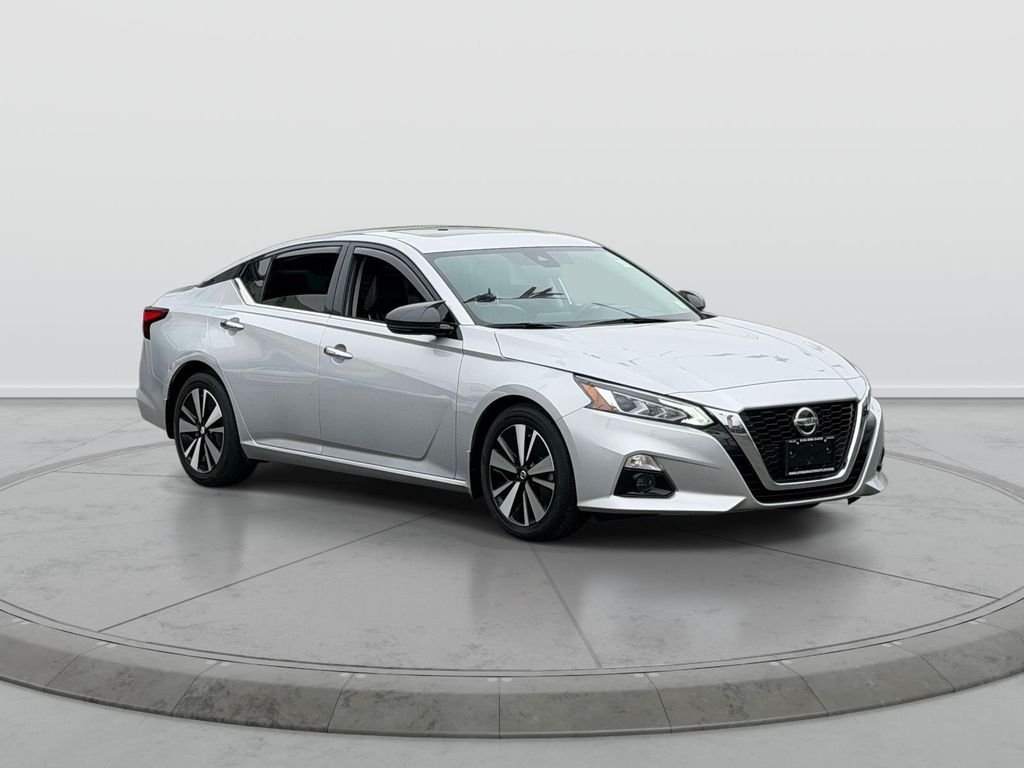 2022 Nissan Altima SL