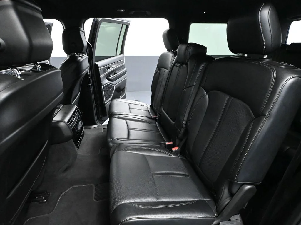 2024 Jeep Wagoneer Series II - Photo 39