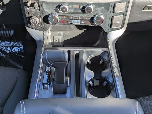 New 2026 Carbonized Gray Metallic Ford XLT image 19