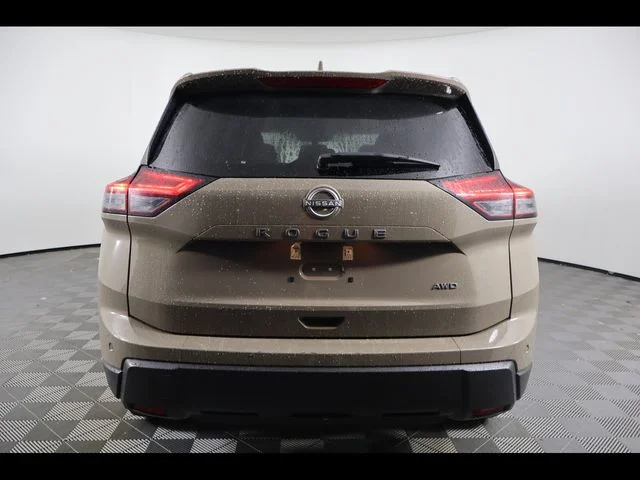 Used 2025 Beige/tan Nissan SV image 5