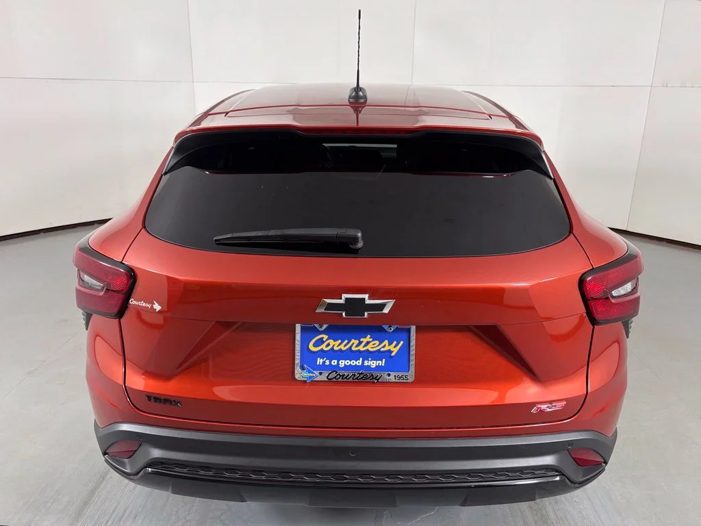 Used 2024 Red Chevrolet 1RS image 7
