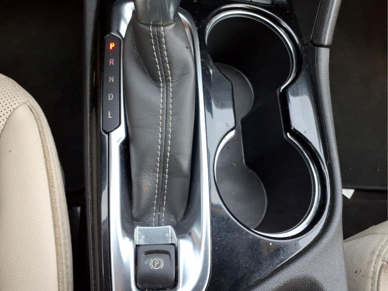 Used 2024 Ebony Twilight Metallic Buick Sport Touring image 26