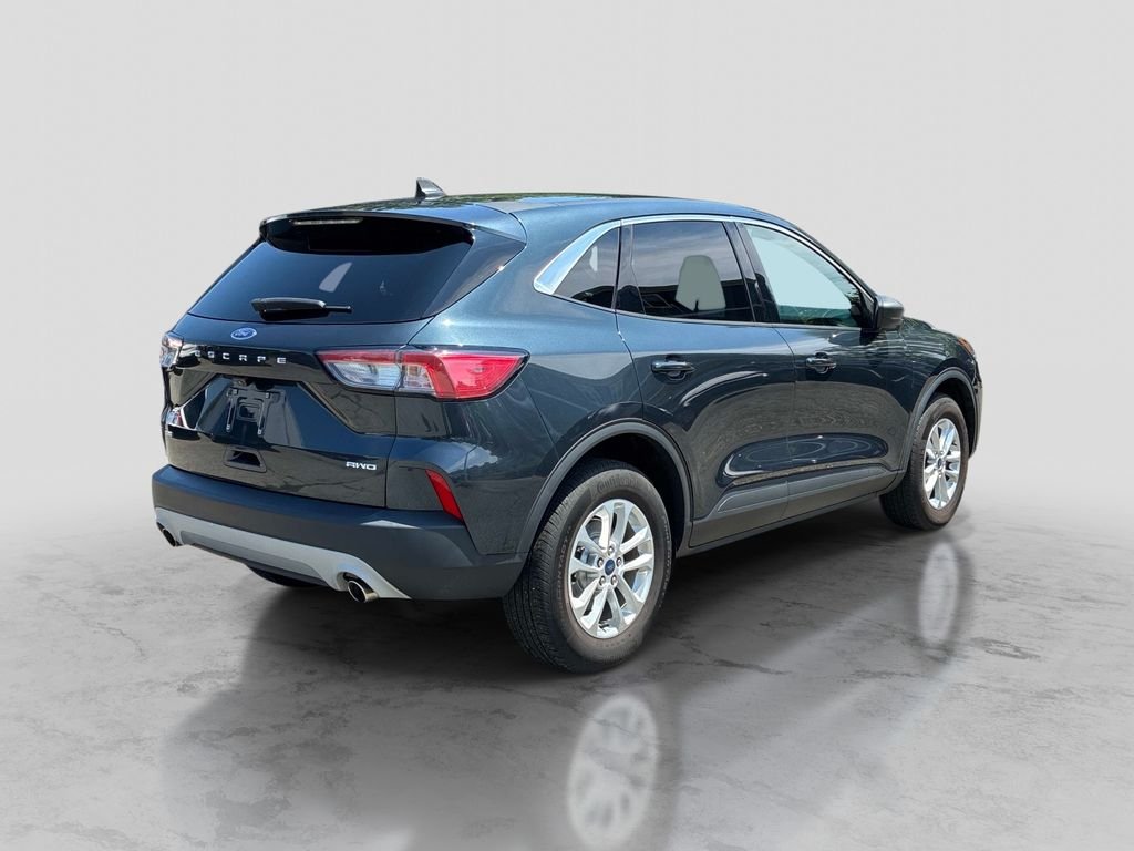 Used 2022 Blue Ford SE image 7