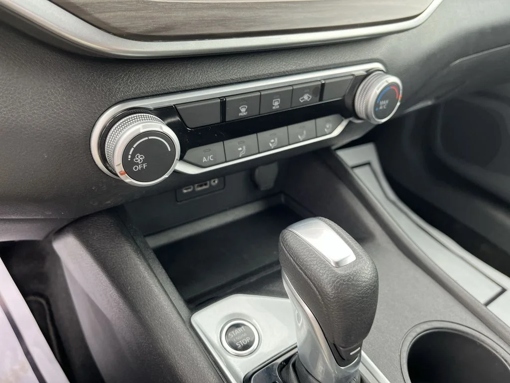 Used 2025 Gray Nissan 2.5 SV image 16