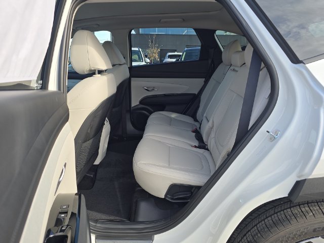Used 2025 White Hyundai Limited image 22