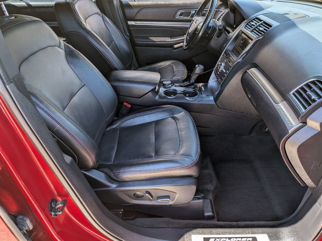 Used 2016 Red Ford Sport image 35