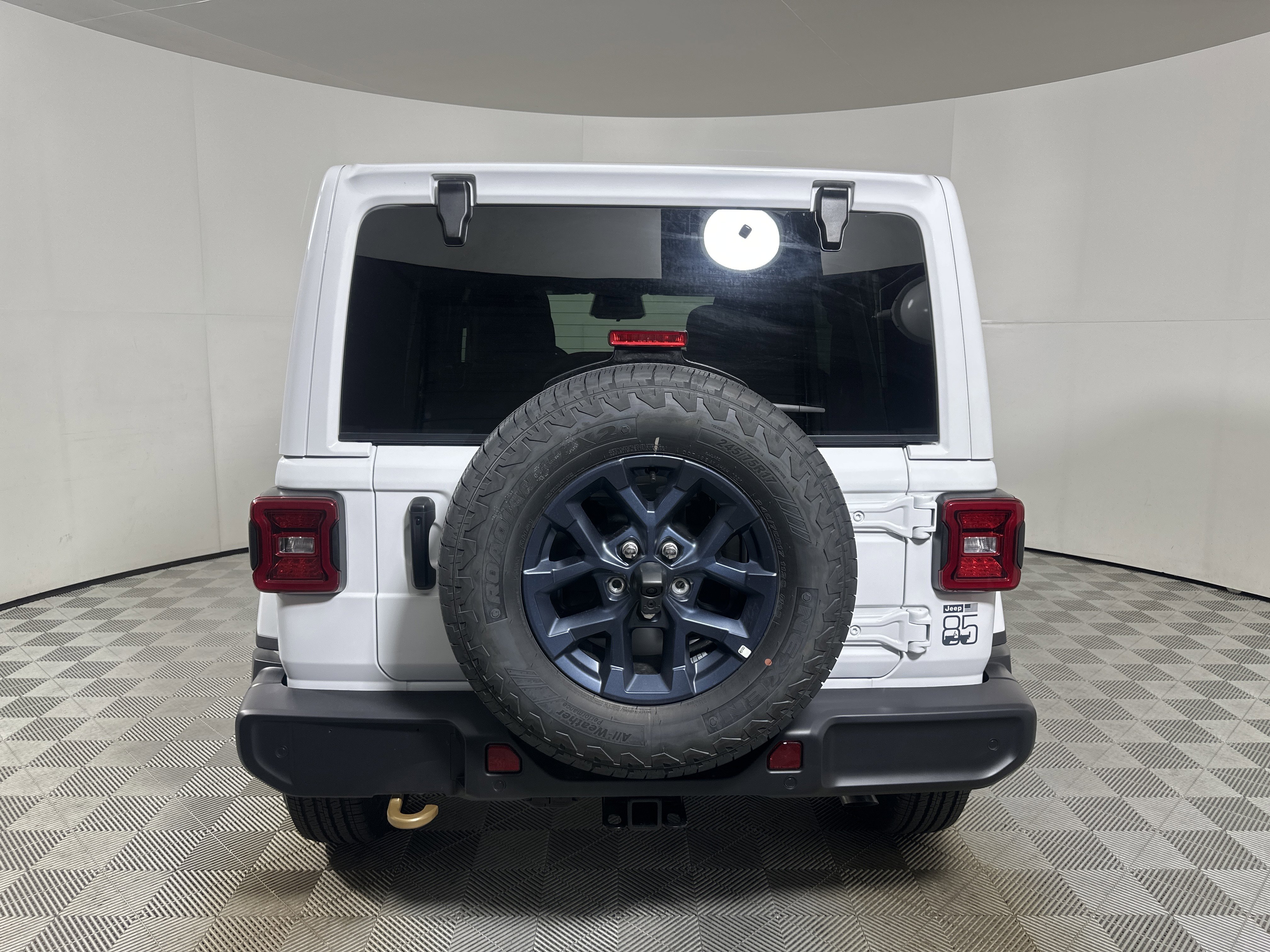 New 2026 Bright White Clear-Coat Exterior Paint Jeep 85th Anniversary image 6