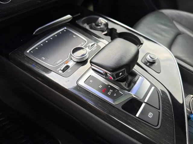 Used 2017  Audi 3.0 TDI Premium Plus image 15