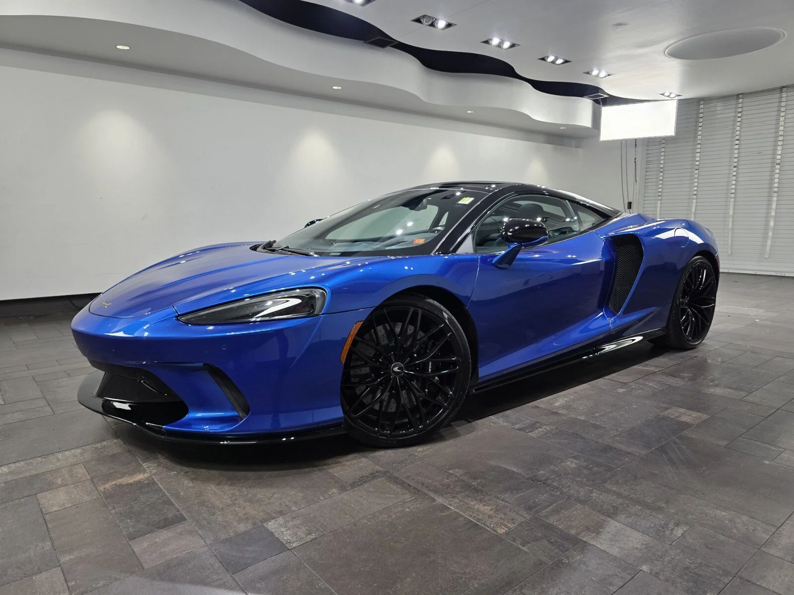 2023 McLaren GT -'s photo