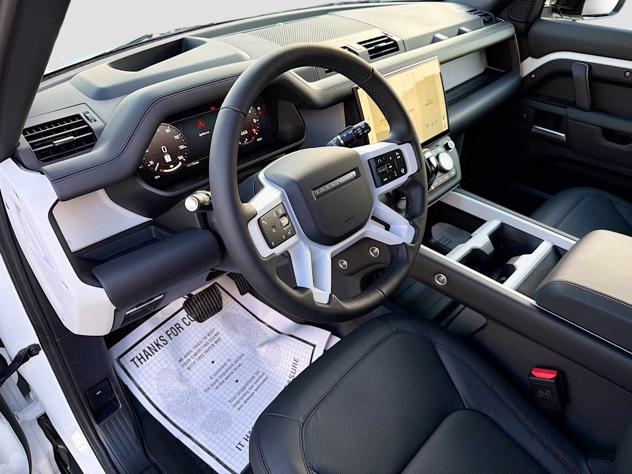 New 2026 Fuji White Land Rover X-Dynamic SE image 25