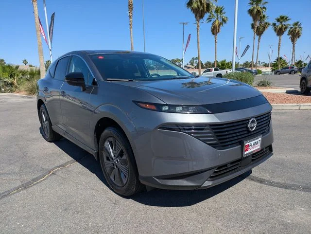 Certified Used 2026 Gun Metallic Nissan SL image 6