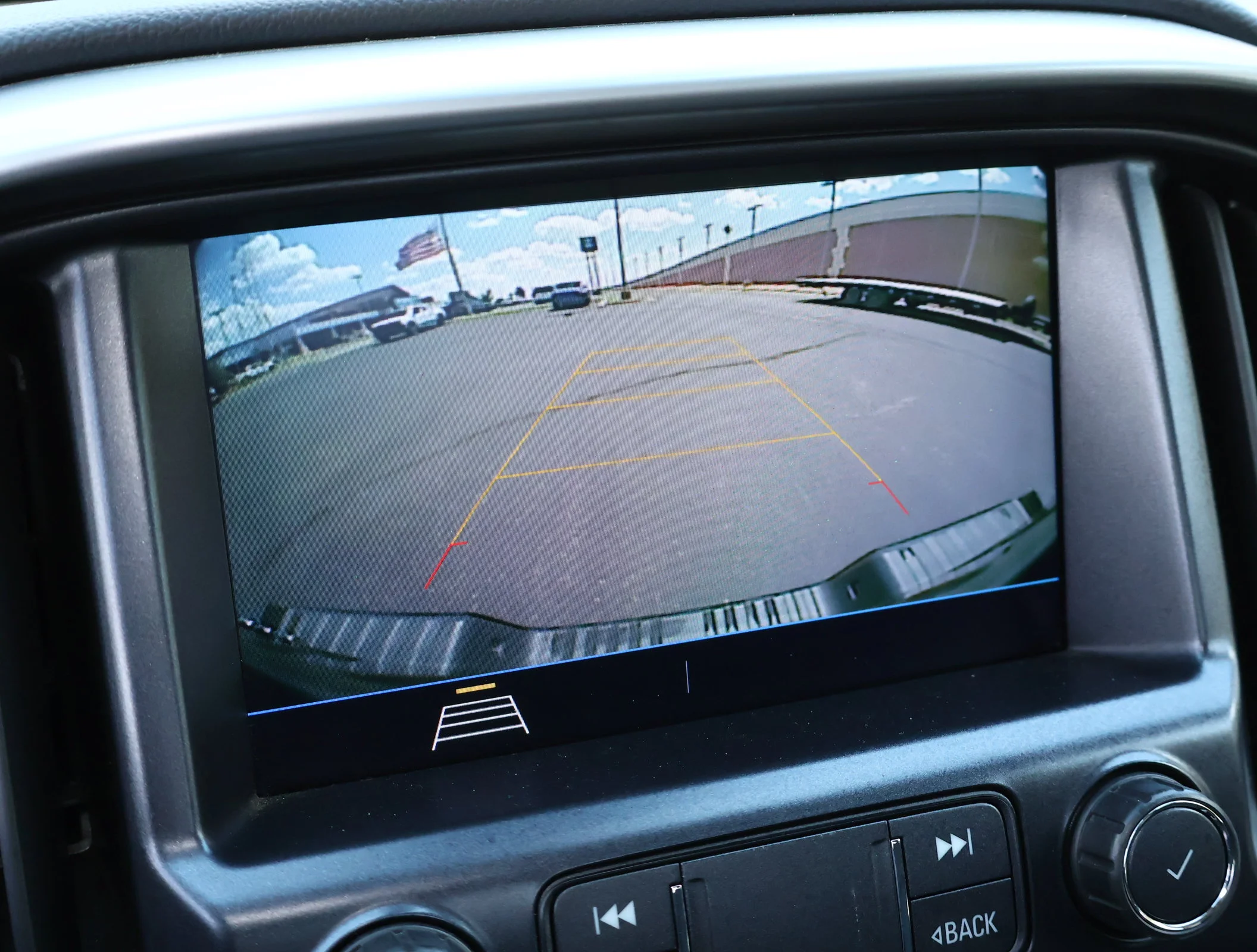 Used 2021 BLACK Chevrolet 2WD LT image 5