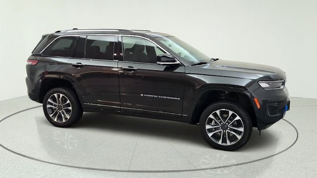 Used 2023 Brown Jeep Overland 4xe image 27