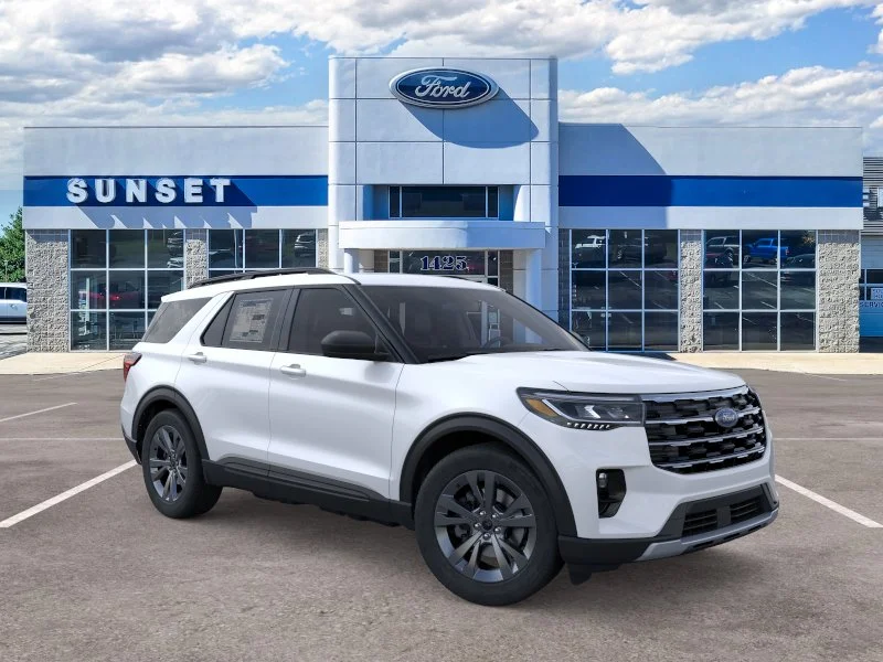 New 2026 Star White Metallic Tri-Coat Ford Active™ image 7