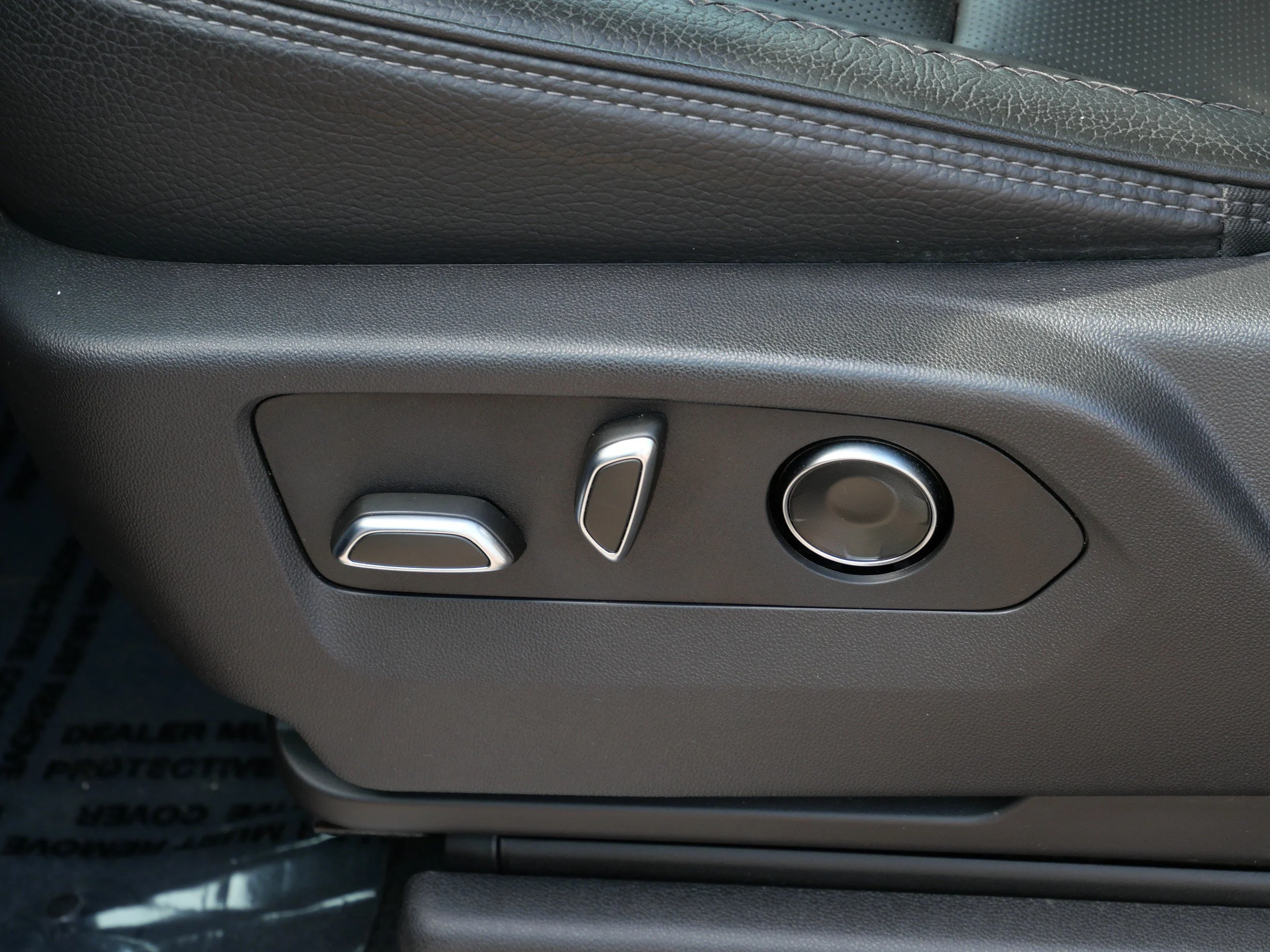 Certified Used 2024 Onyx Black GMC Denali image 19