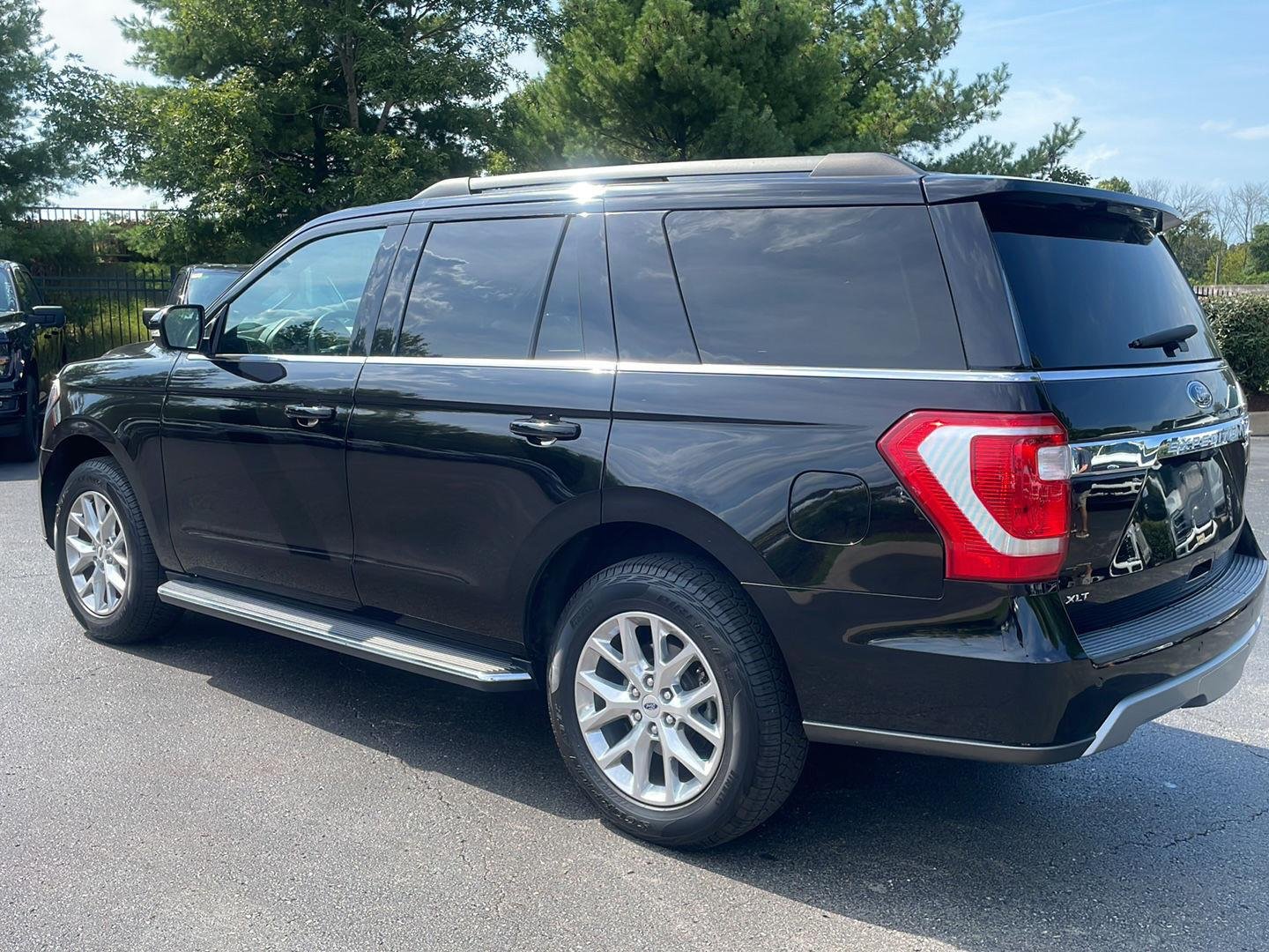 Used 2021 Agate Black Ford XLT image 2