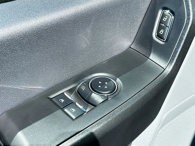 New 2026 Oxford White Ford XL image 12