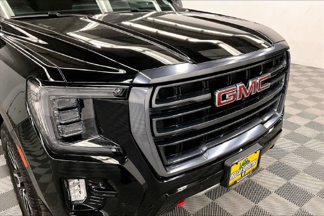 Used 2024 Onyx Black GMC AT4 image 35