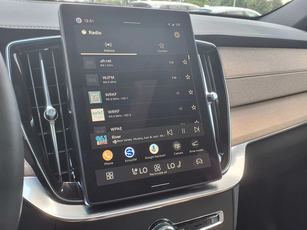 2026 Volvo XC90 Plus - Photo 31