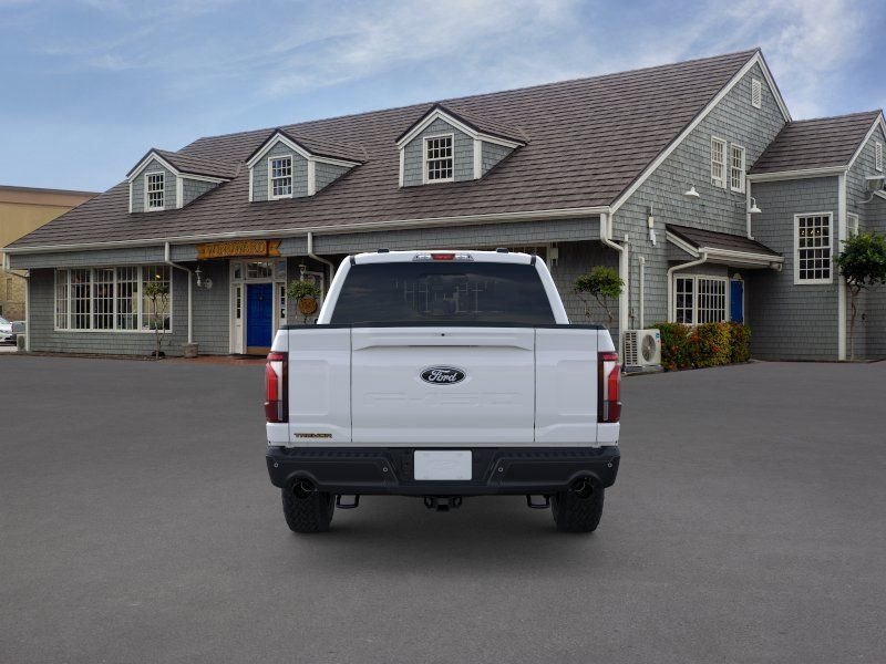 New 2025 Oxford White Ford Tremor image 5