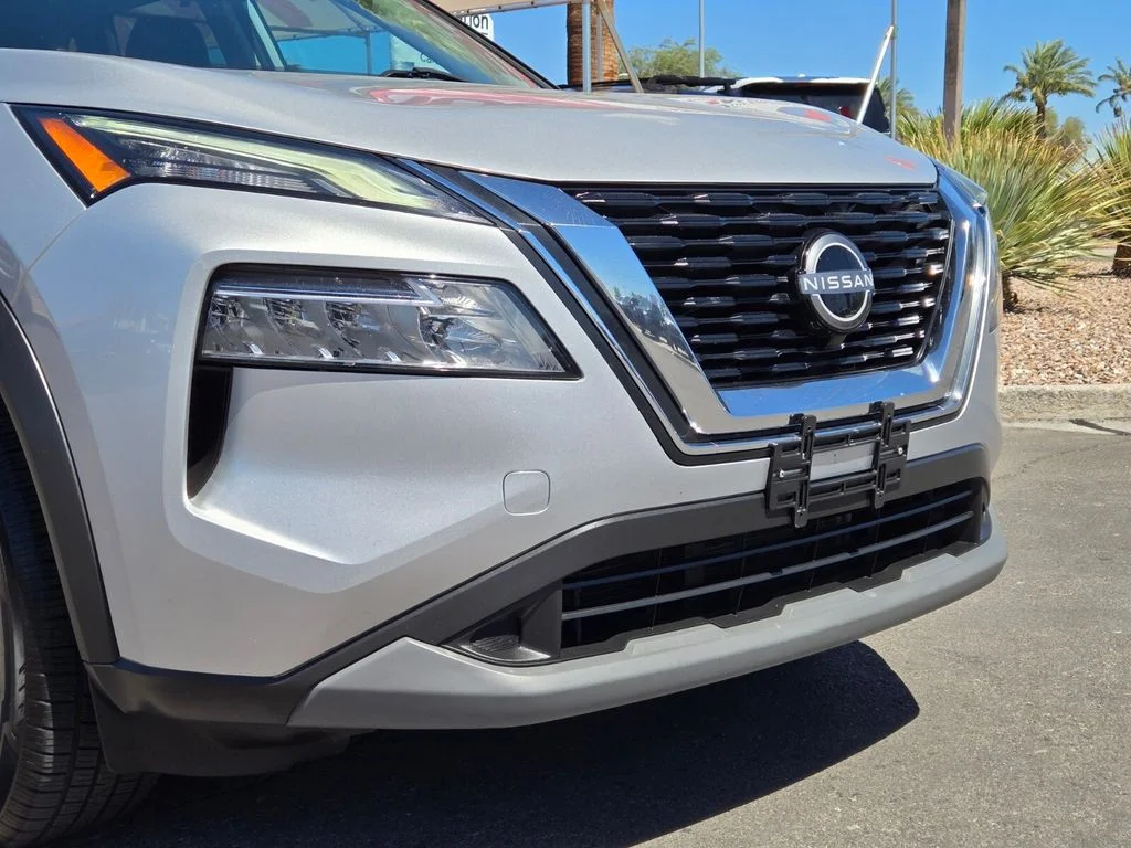 Certified Used 2023 Silver Nissan SV image 2