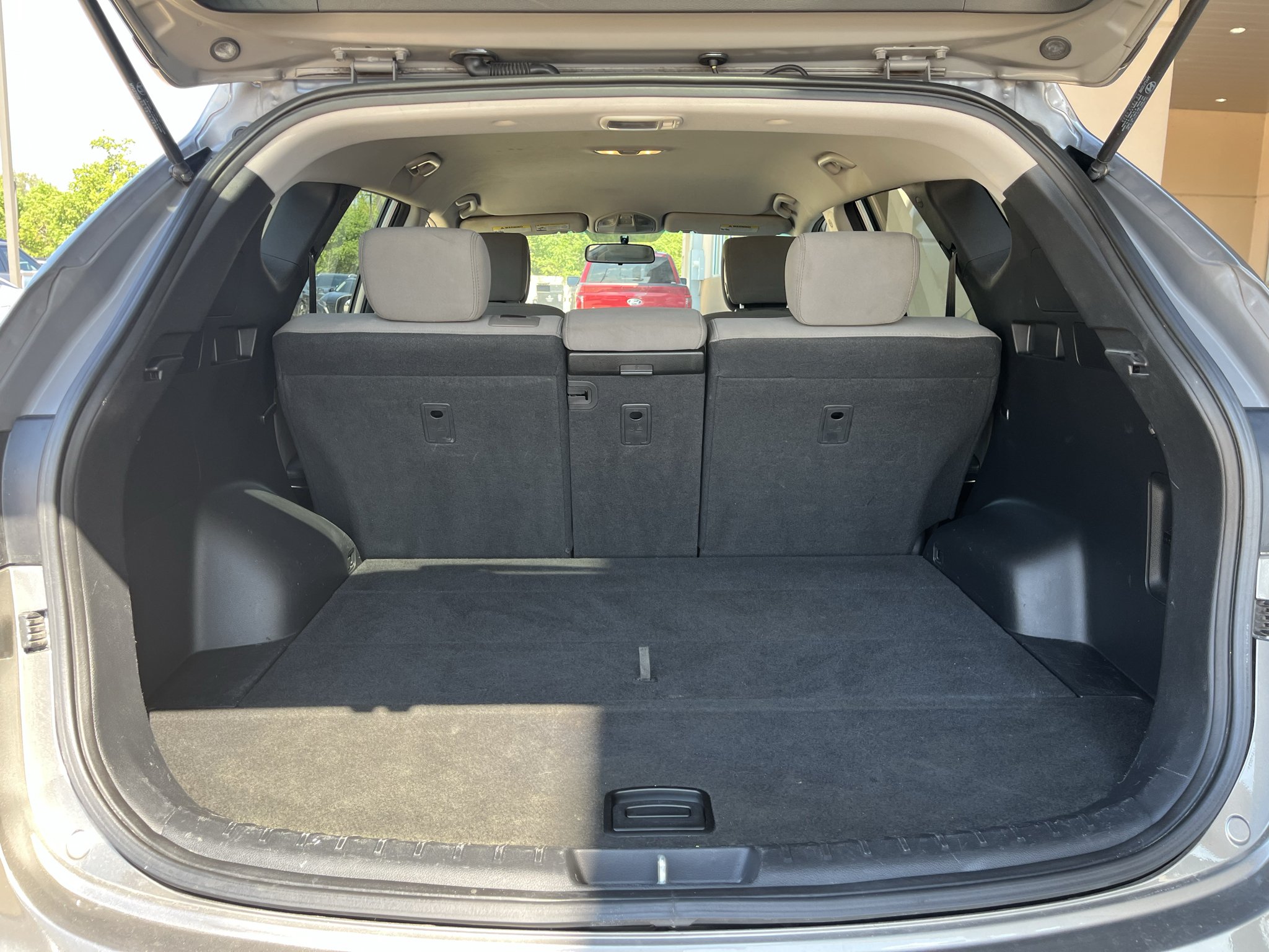 Used 2017 Mineral Gray Hyundai 2.4L image 15