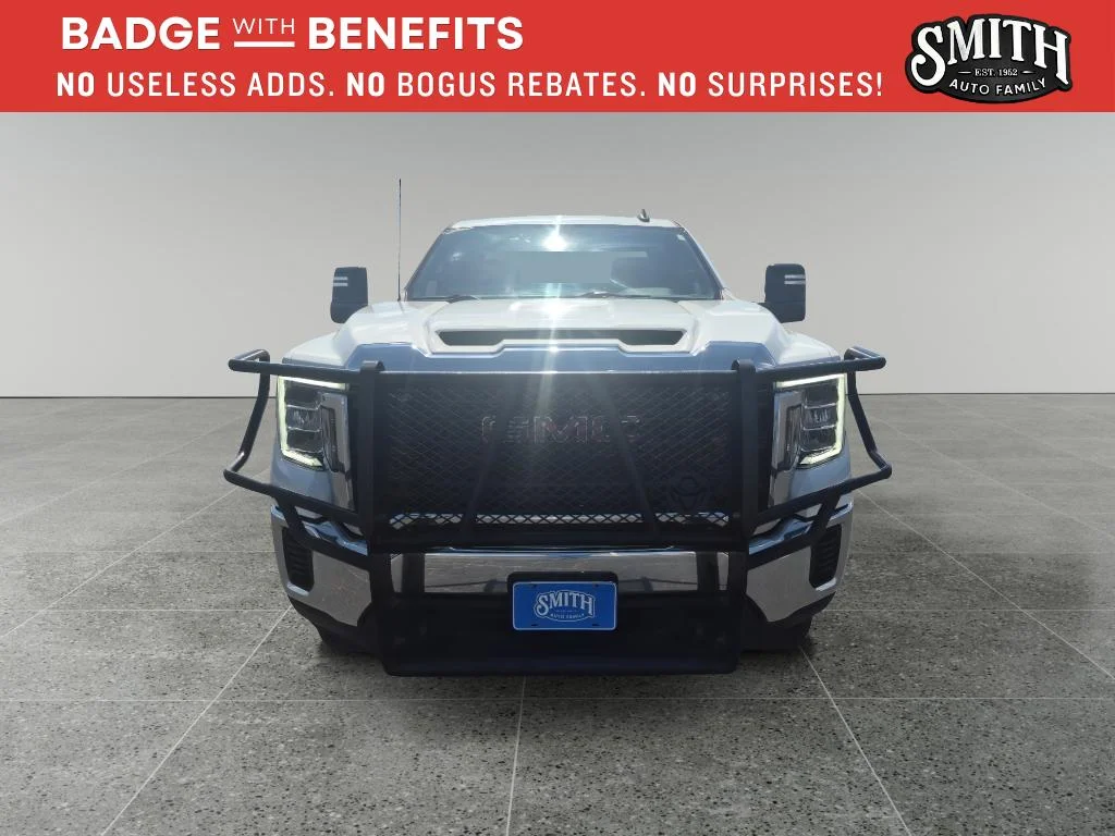 Certified Used 2022 Summit White GMC Pro image 9