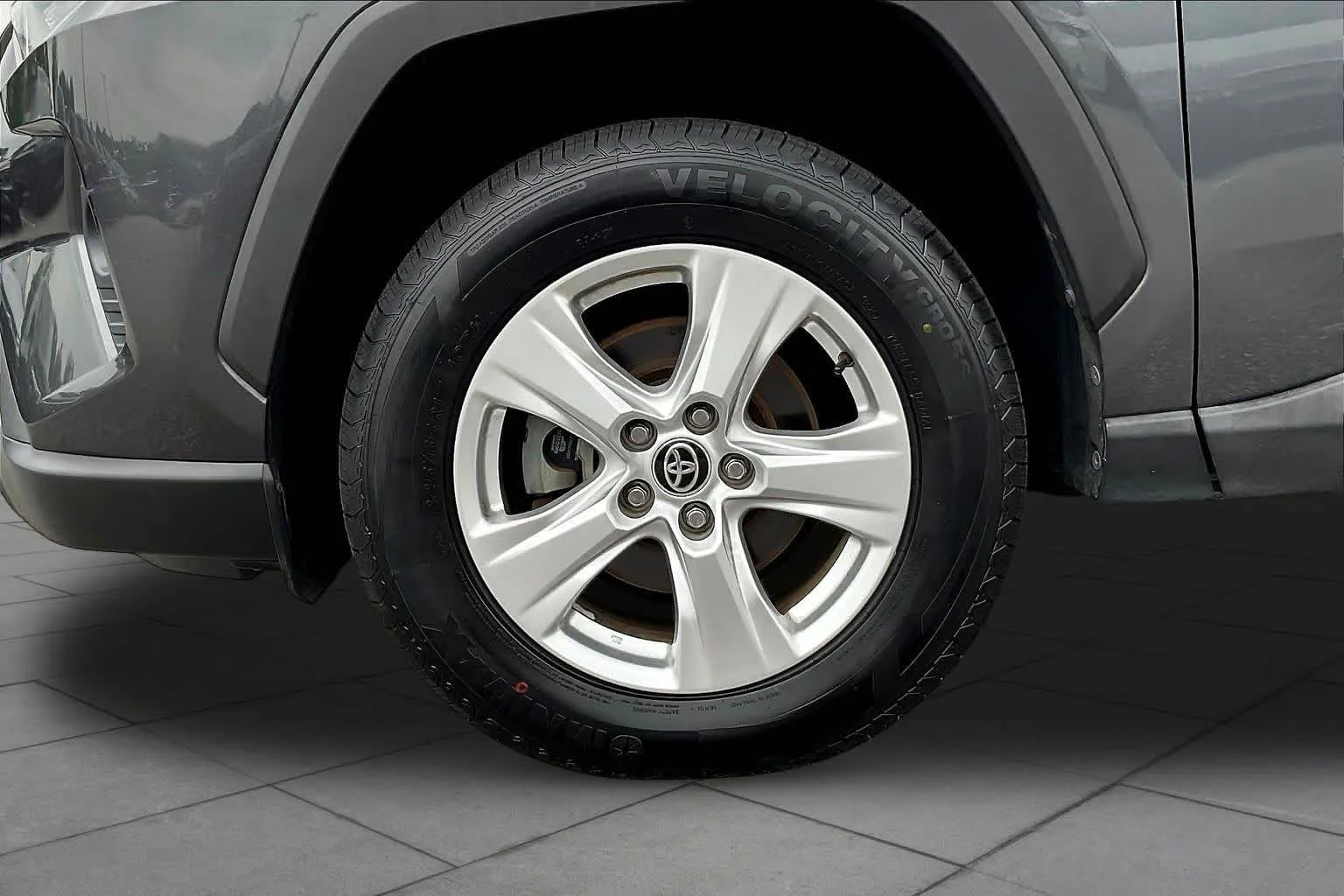 Used 2021 Magnetic Gray Metallic Toyota XLE image 10