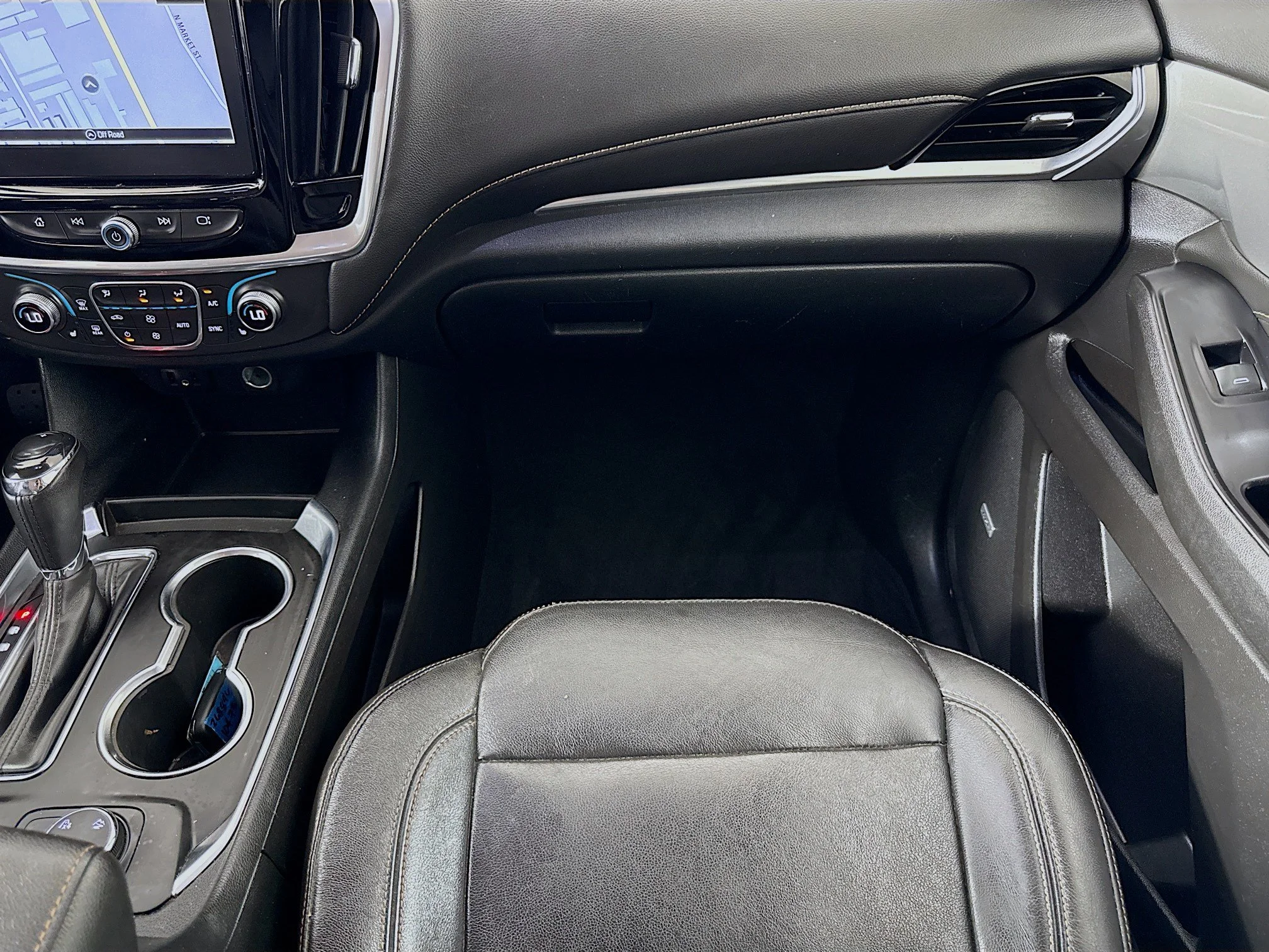 Used 2019 CAJUN RED TINTCOAT Chevrolet RS image 25