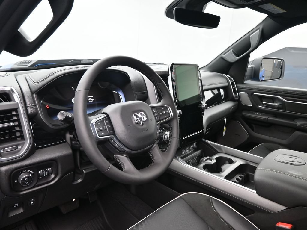 New 2026 Hydro Blue Pearl-Coat Exterior Paint RAM Laramie image 31