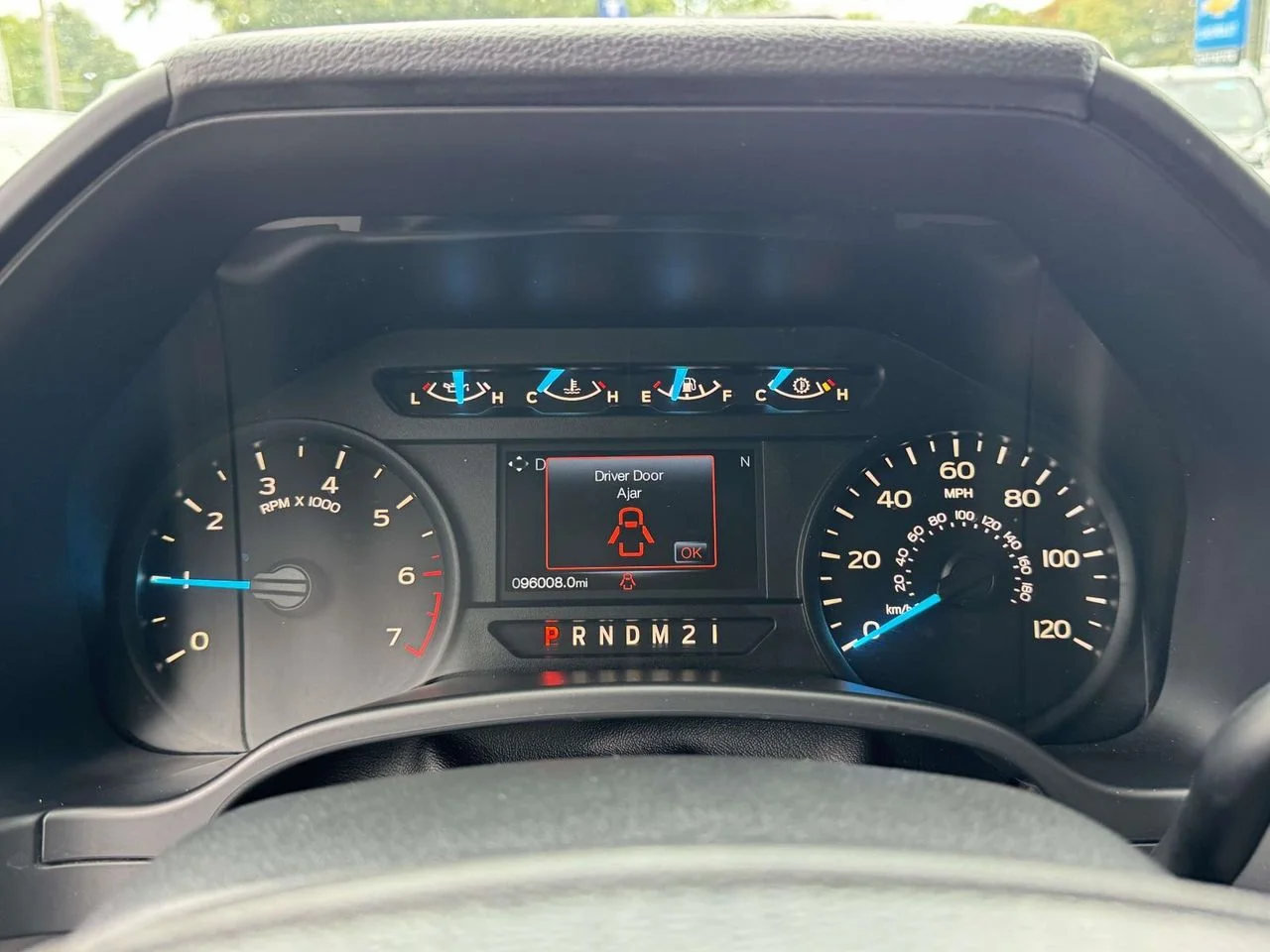 Used 2017 Shadow Black Ford XL image 26