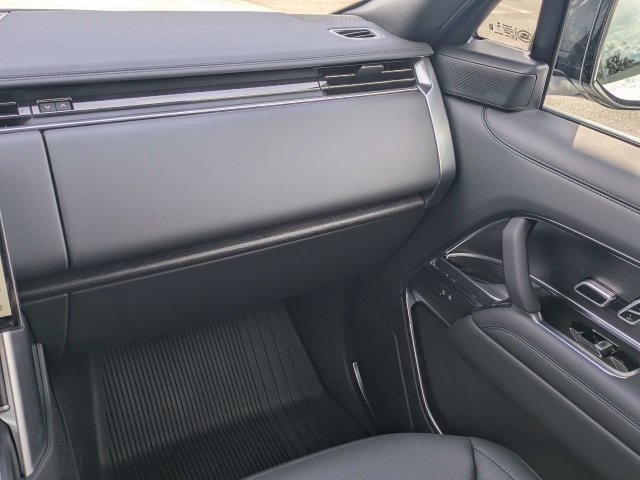 New 2027 White Land Rover SE image 16